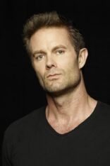 Garret Dillahunt