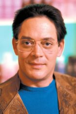 Raul Julia